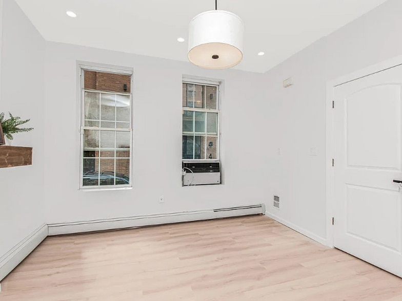 Building Photo - 507 Weiher Ct