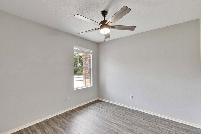 Building Photo - 1403 Gulf Way