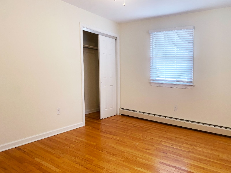 Building Photo - 1953 PA-212