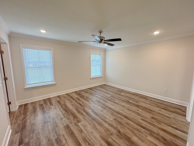 Building Photo - 301A Frieght Train Trl