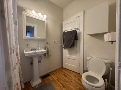 Building Photo - "Charming 3-Bed Hardwood Haven in (Powderhorn) Minneapolis – Spacious 1621 Sq Ft!"