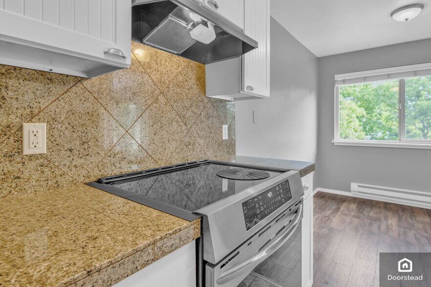 Building Photo - 5501 11th Ave NW