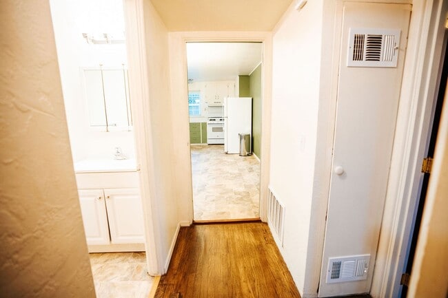 Building Photo - 3310 G St