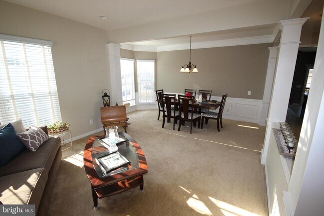 Building Photo - 299 N Caldwell Cir