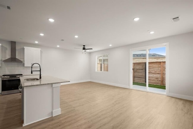 Building Photo - 17413 Homestead Haven Dr