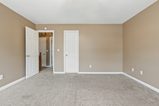 Building Photo - 5049 Falling Creek Ln