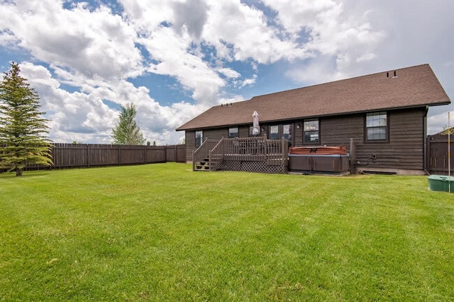 Building Photo - 471 Palisade Trail