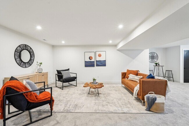 Building Photo - 753 Man O War Blvd