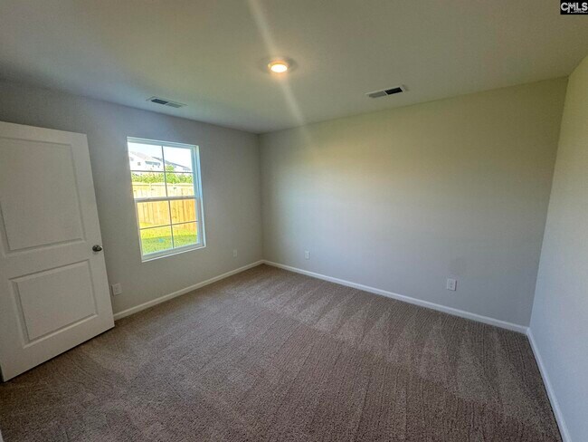 Building Photo - 1129 Crescent Corner Dr