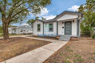 Building Photo - 2546 Kathleen Ave