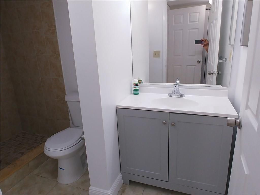 Building Photo - 705 NW 91st Terrace