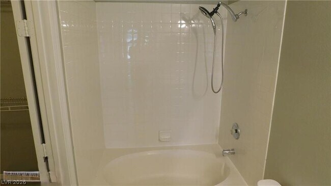 Building Photo - 1623 Cave Spring Dr