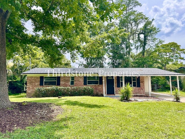 Primary Photo - 4516 Key Woodley Dr S