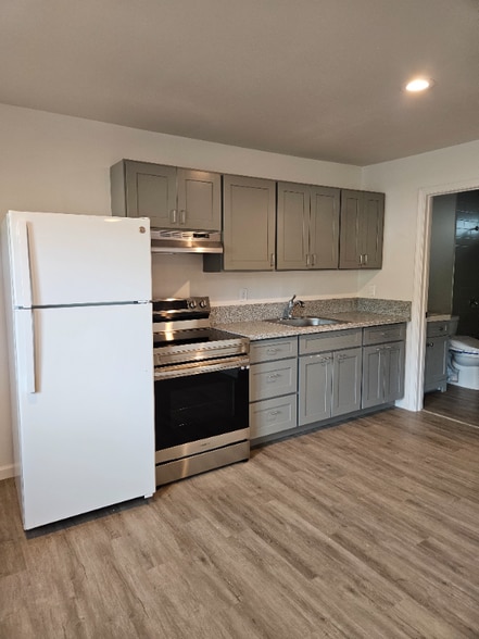 Building Photo - 89 Paa St