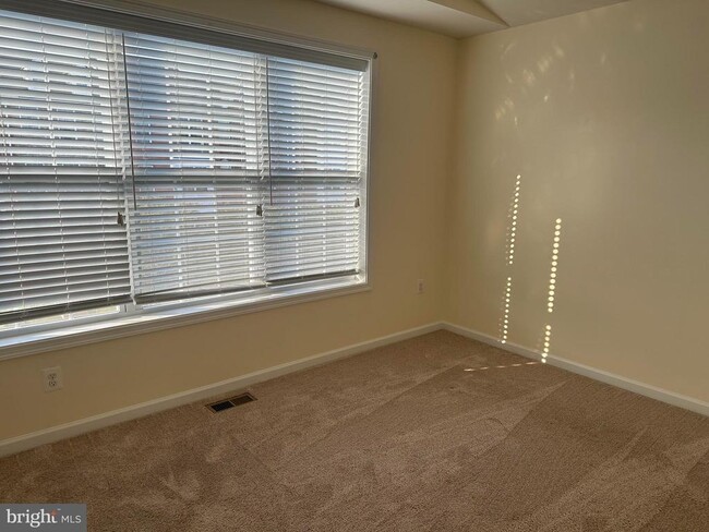 Building Photo - 23190 Wrathall Dr