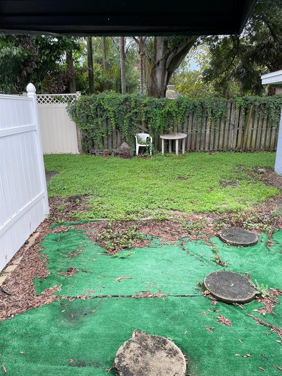 Building Photo - 1066 S Clearview Ave