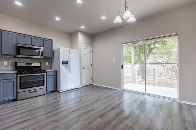 Building Photo - 6106 Briscoe Leaf