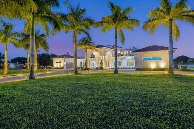 Building Photo - 4610 SW 178th Ave