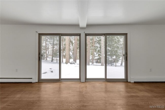 Building Photo - 2955 E Church St