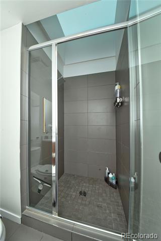 Building Photo - 2026 W 33rd Ave