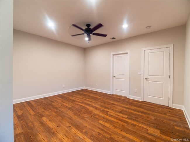 Building Photo - 49 Cherry Hill Rd