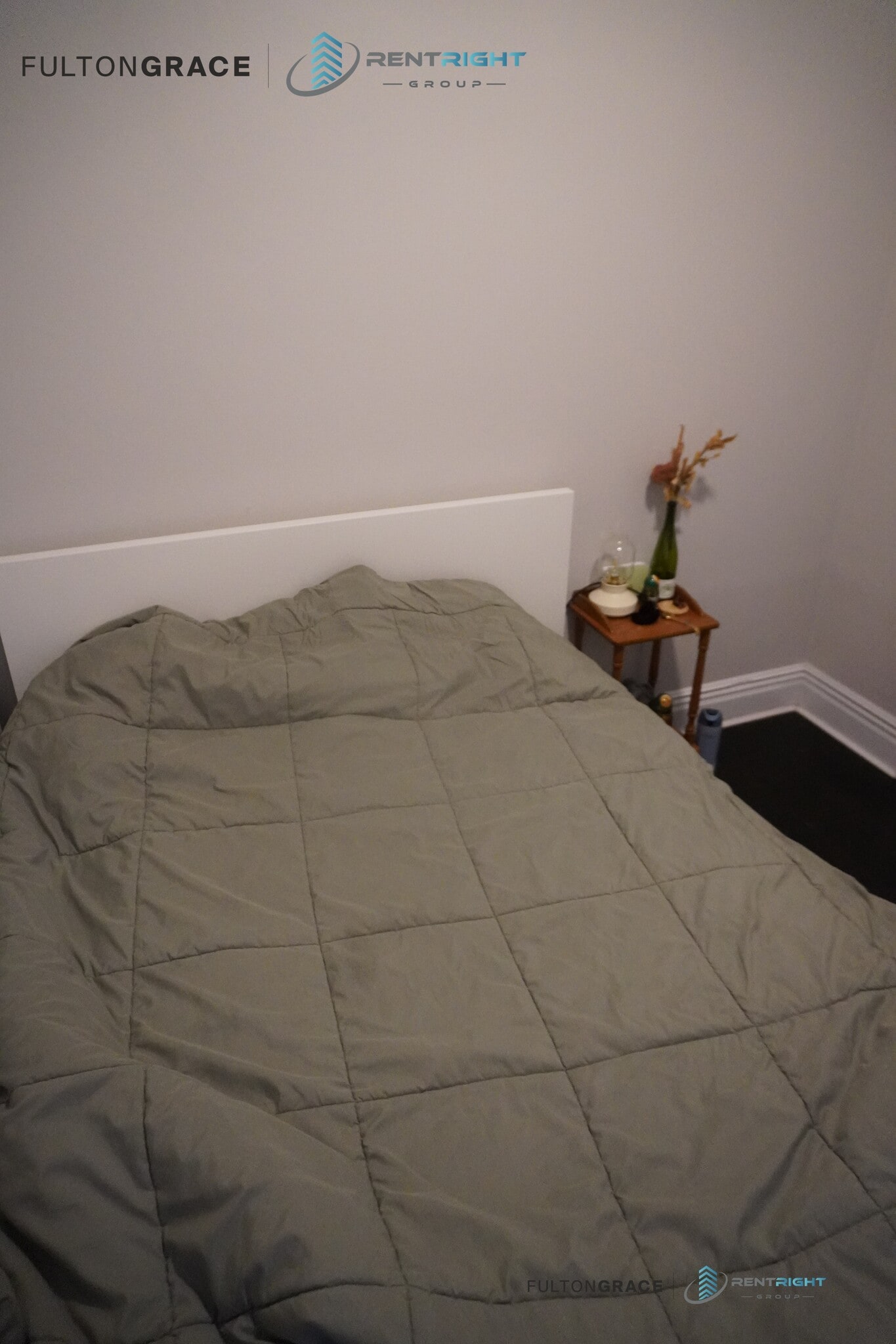 Building Photo - 2031 W 23rd St