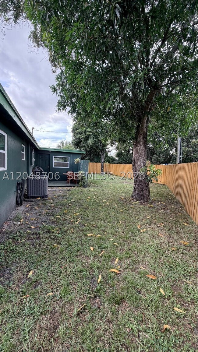 Building Photo - 3781 Jackson -