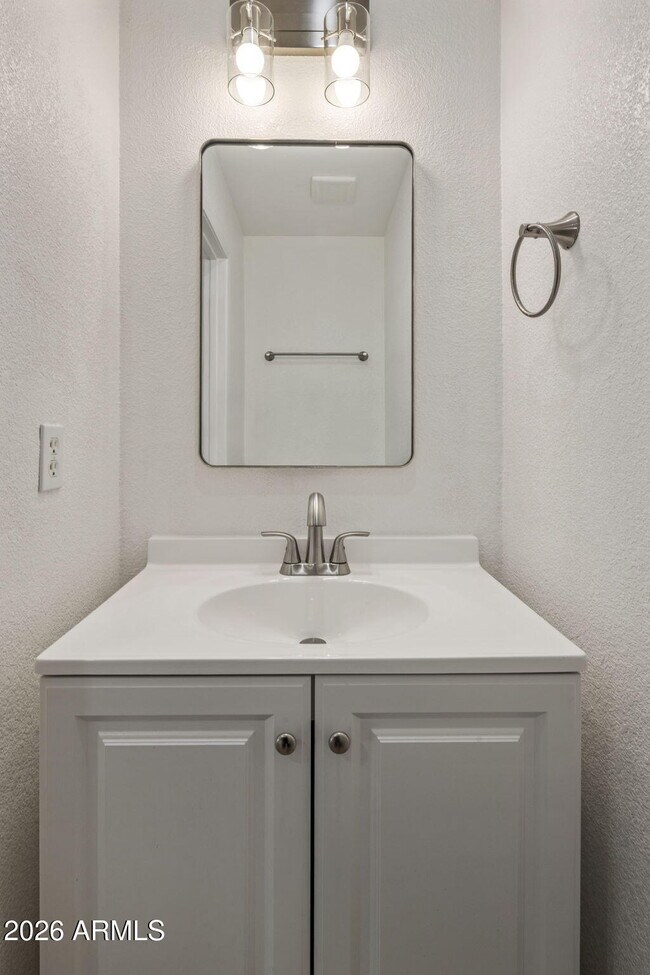 Building Photo - 9326 E Pampa Ave