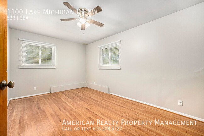 Building Photo - 1100 Lake Michigan Dr NW