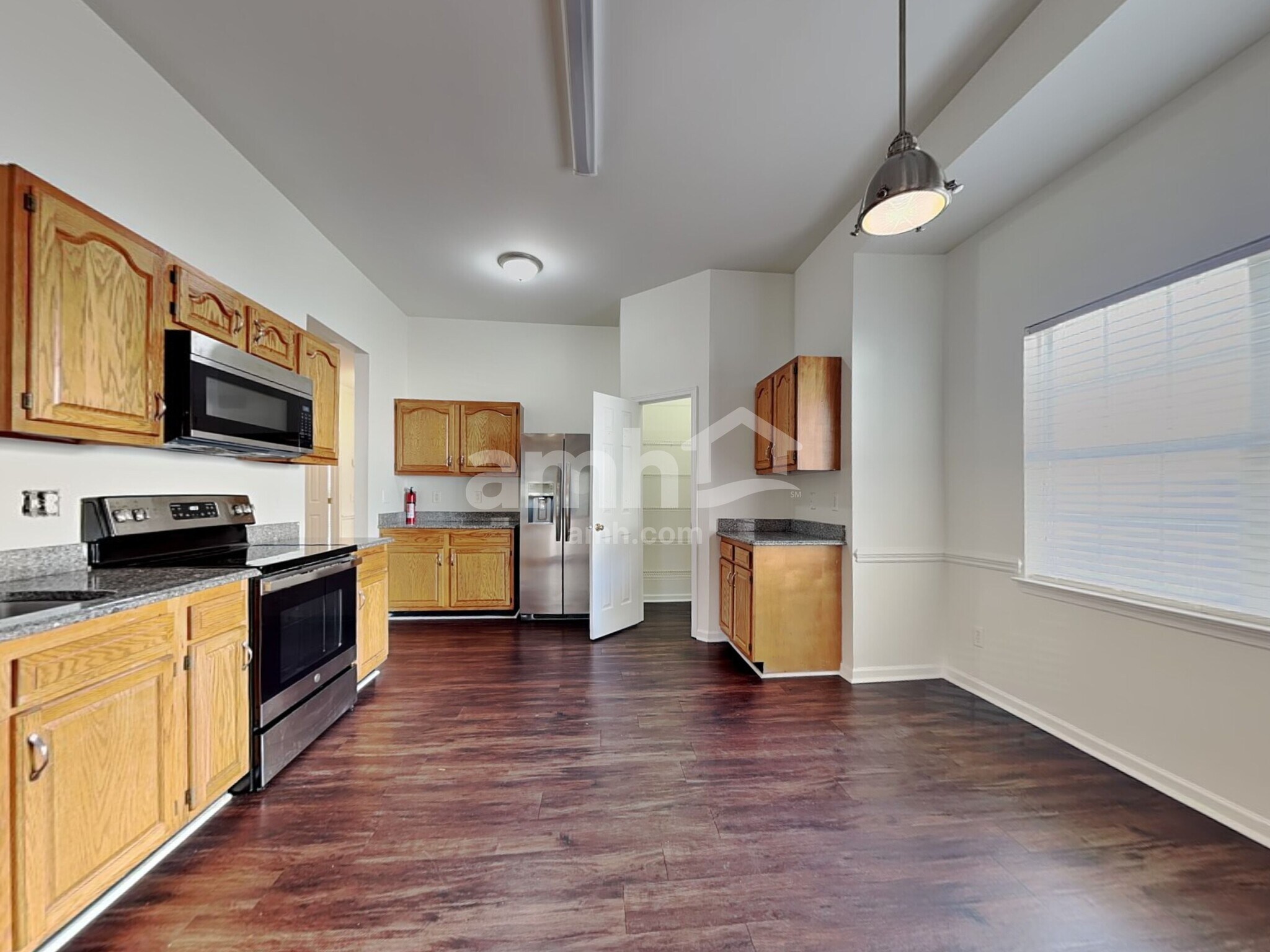 Building Photo - 10239 Stoneykirk Ln