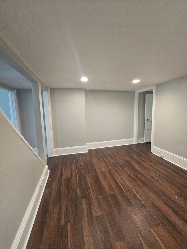 Building Photo - Charming 2bd/1ba Bala Cynwood Home!