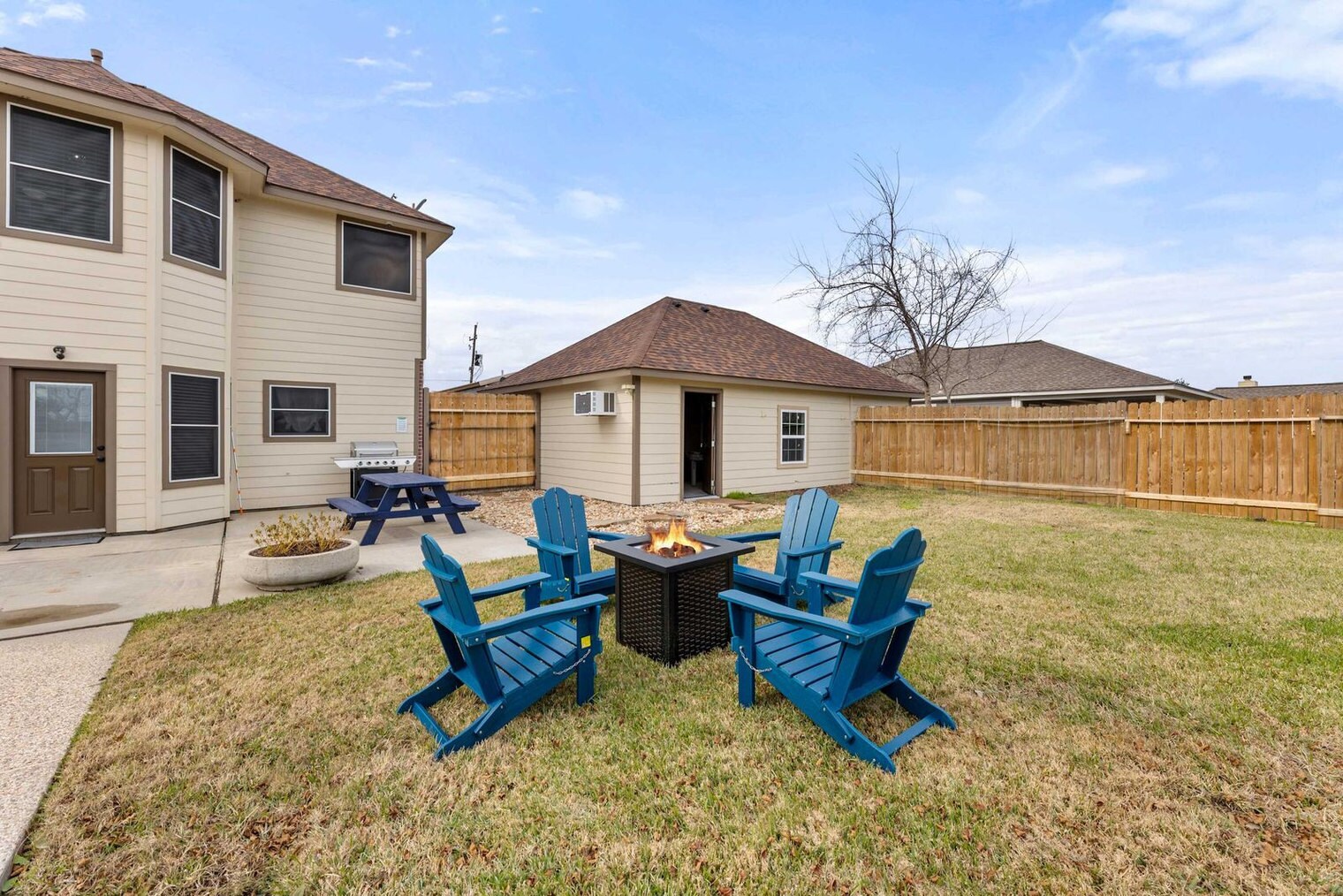 Building Photo - 14190 Brushwood-SI ID1514818P