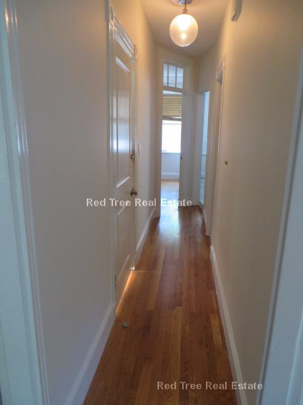 Building Photo - 49 St Germain St