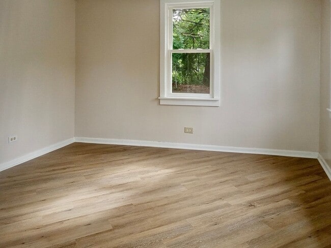 Building Photo - One Bedroom Detached House FOR RENT in Bridgeton, NJ $1100