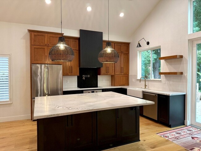 Building Photo - 2338 La Lima Way