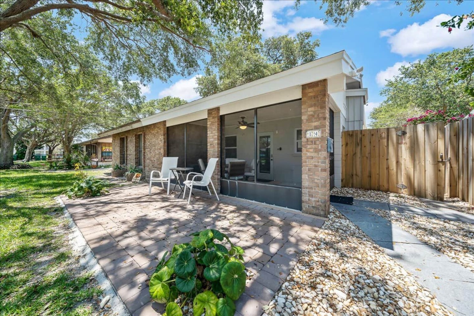 Building Photo - 408 Harrison Ave