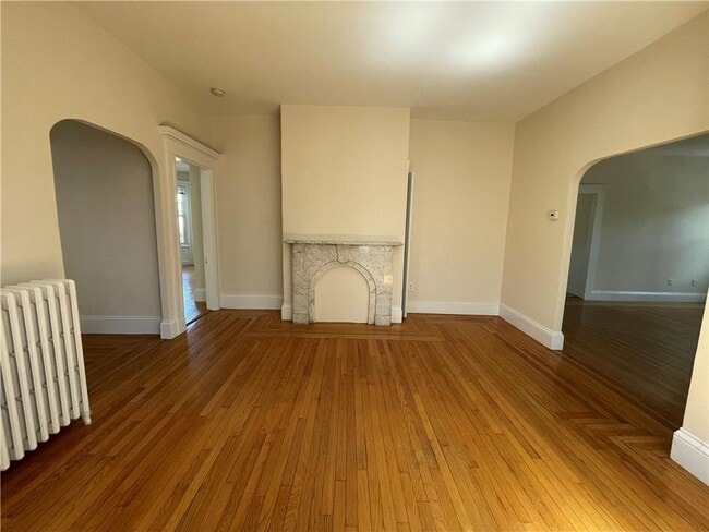 Building Photo - 26 Ayrault St