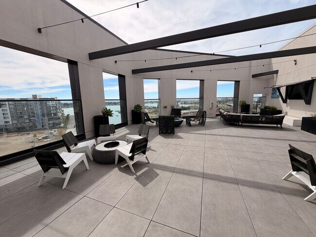 Building Photo - 260 Brooklyn Basin Wy