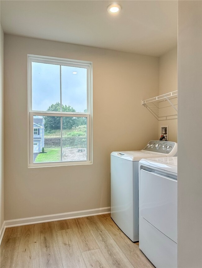 Building Photo - 14 Trailhead Rd