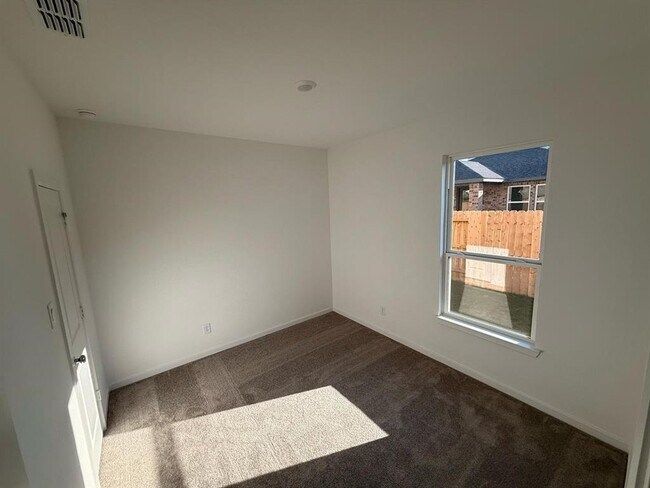 Building Photo - 22142 Paula Bluff Ln