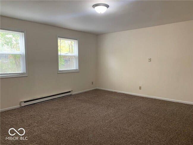 Building Photo - 8106 Laughlin Dr