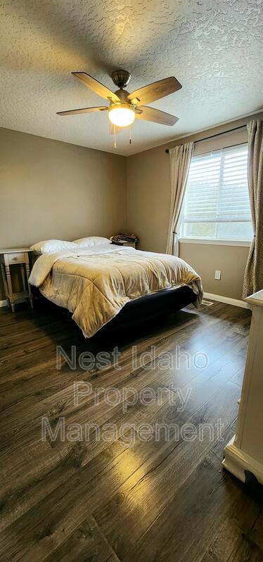 Building Photo - 3654 E Wormwood Ct