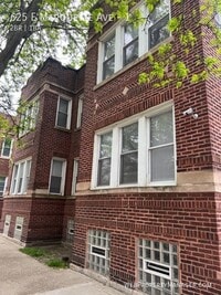 Building Photo - 625 E Marquette Rd