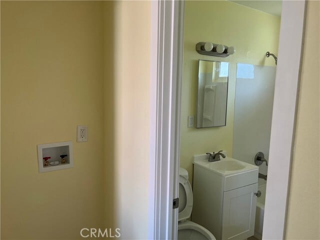 Building Photo - 996 N Crescent Ave