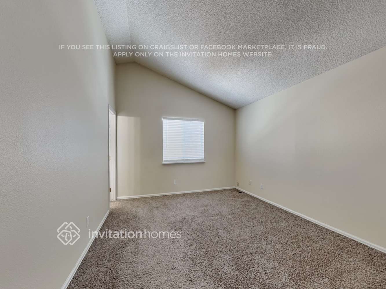 Building Photo - 3474 Foxridge Dr