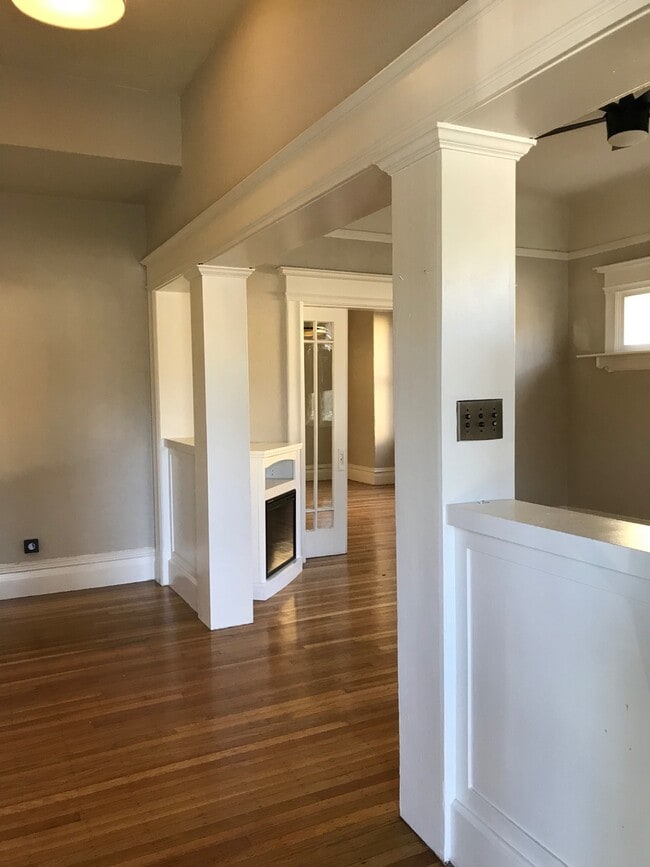 Building Photo - 1316-1318 19th Street