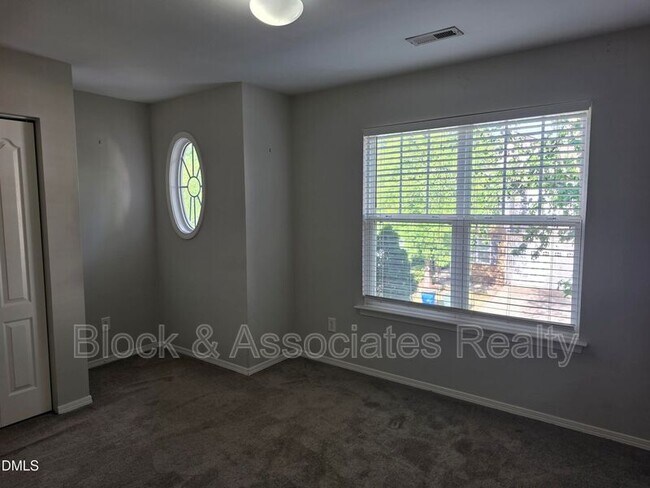 Building Photo - 8208 Stone Cellar Dr