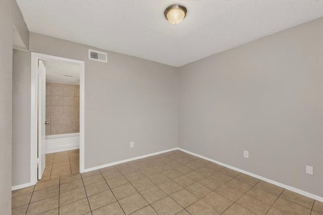 Building Photo - 8024 Cambridge Cir