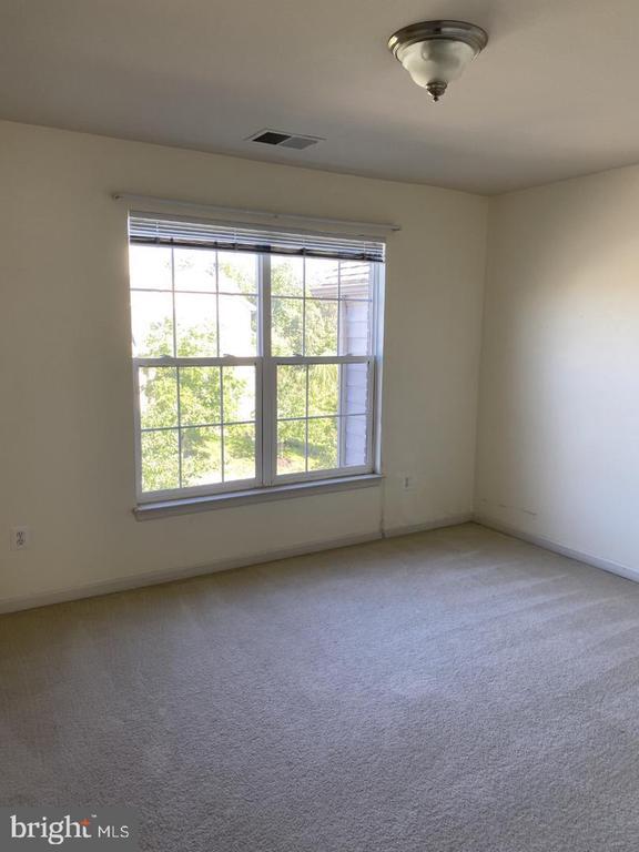 Building Photo - 43124 Baltusrol Terrace