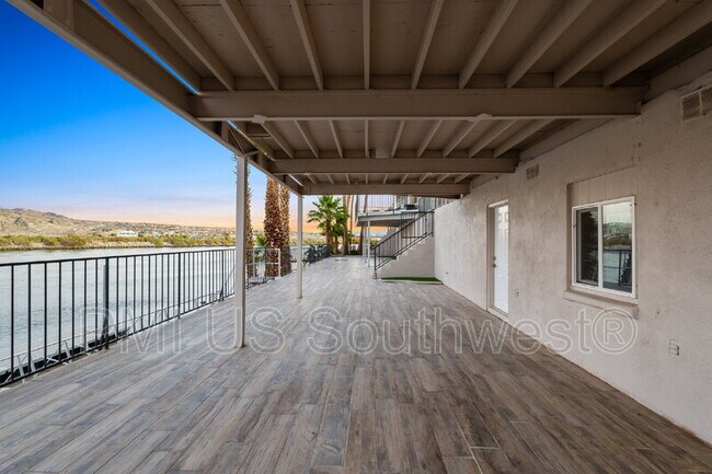 Building Photo - 437 Riverfront Dr